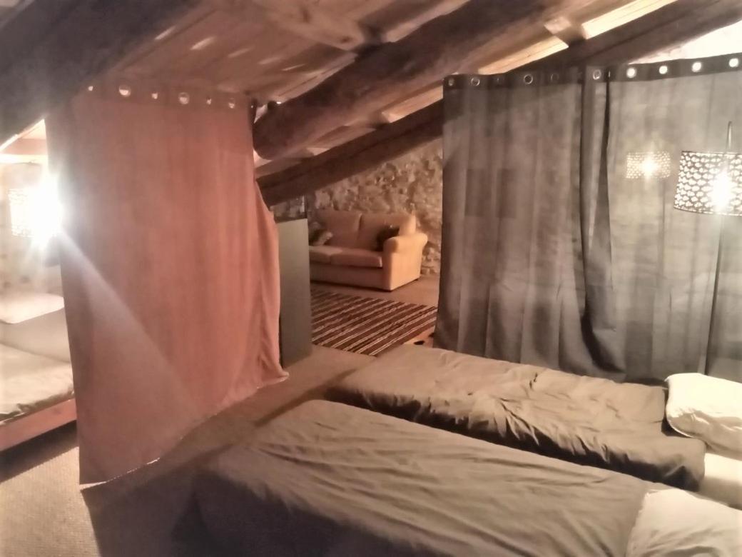 Ferme De L'Arnesque Villa Châteauneuf-du-Pape Eksteriør billede